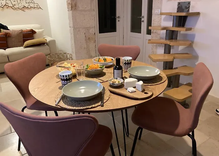 Casa Antica Pietra 오스투니