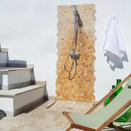 Casa Antica Pietra * أوستوني